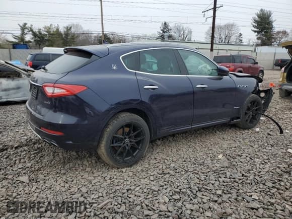 ✅ 2020 Maserati Levante • VIN: ZN661XUL9LX342335 • Lot: 88412505. Wystawiony na Copart z przebiegiem 49 099 mil. Bezpłatny archiwum sprzedaży aukcyjnych z USA i szczegółowy raport historii pojazdu na DreamBid. Zdjęcie 3.