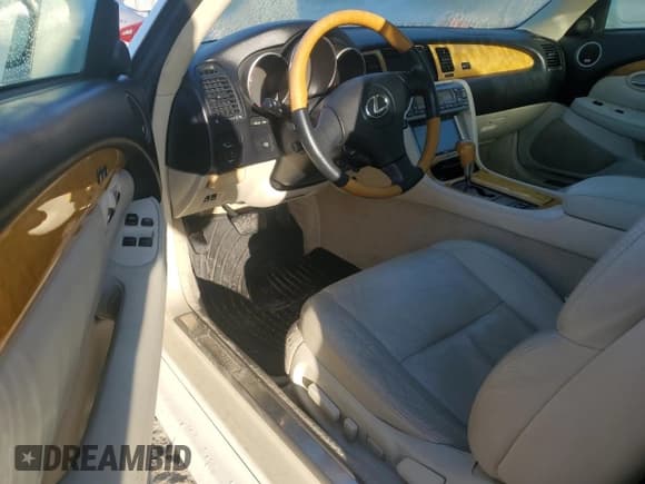 ✅ 2003 Lexus SC 430 • VIN: JTHFN48Y730038082 • Lot: 77005344. Listed on Copart with 133,491 mi. Free auction sales archive from the USA and detailed vehicle history report at DreamBid. Image 8.