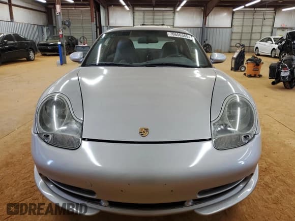 ✅ 2000 Porsche 911 • VIN: WP0AA2995YS620633 • Lot: 70656365. Wystawiony na Copart z przebiegiem 86 298 mil. Bezpłatny archiwum sprzedaży aukcyjnych z USA i szczegółowy raport historii pojazdu na DreamBid. Zdjęcie 5.