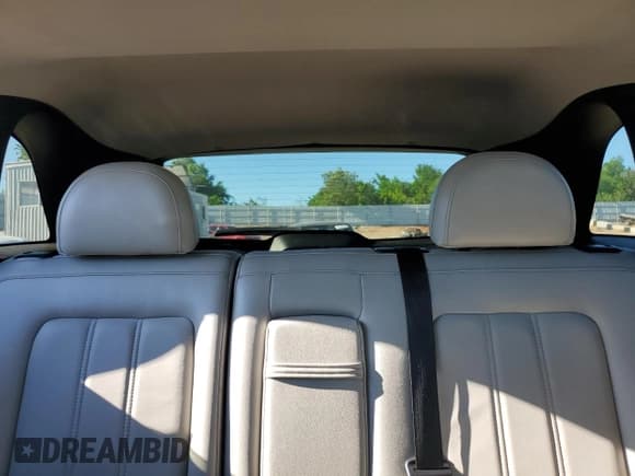 ✅ 2014 Chevrolet Captiva Sport LTZ • VIN: 3GNAL4EK5ES528265 • Lot: 57811245. Wystawiony na Copart z przebiegiem 132 489 mil. Bezpłatny archiwum sprzedaży aukcyjnych z USA i szczegółowy raport historii pojazdu na DreamBid. Zdjęcie 10.