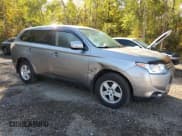 ✅ 2014 Mitsubishi Outlander SE • VIN: JA4JZ3AX8EZ606022 • Lot: 83931705. Listed on Copart with 241,166 mi. Free auction sales archive from the USA and detailed vehicle history report at DreamBid. Image 4.