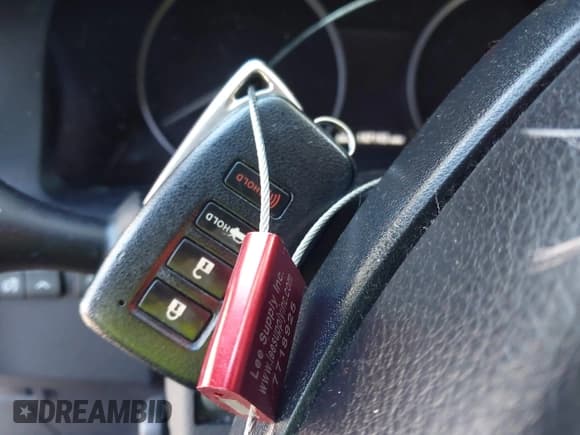 ✅ 2014 Lexus ES 330 • VIN: JTHBK1GG6E2133965 • Lot: 43620485. Wystawiony na IAAI z przebiegiem 197 193 mil. Bezpłatny archiwum sprzedaży aukcyjnych z USA i szczegółowy raport historii pojazdu na DreamBid. Zdjęcie 11.