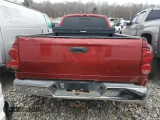 2007 Dodge 3500 SLT z VIN 3D7ML48C97G737871, wystawiony jako Copart lot #42014545 z przebiegiem 283 421 mil mil oraz Czysty tytuł • Clean title. Historia ofert i sprzedaży dostępna na DreamBid. Obrazek 6.