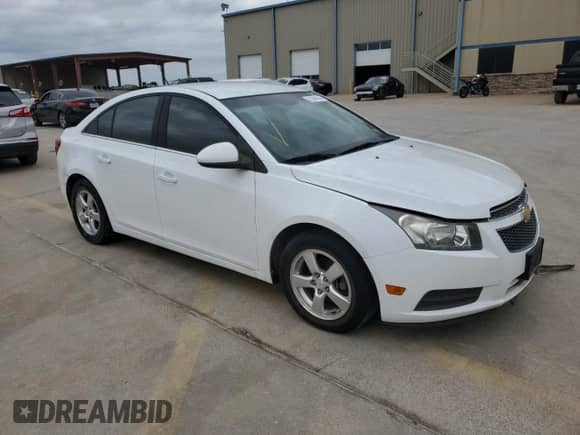 2012 Chevrolet Cruze 1FL z VIN 1G1PE5SC7C7103957, wystawiony jako Copart lot #69062924 z przebiegiem 161 022 mil mil oraz Czysty tytuł • Clean title. Historia ofert i sprzedaży dostępna na DreamBid. Obrazek 4.