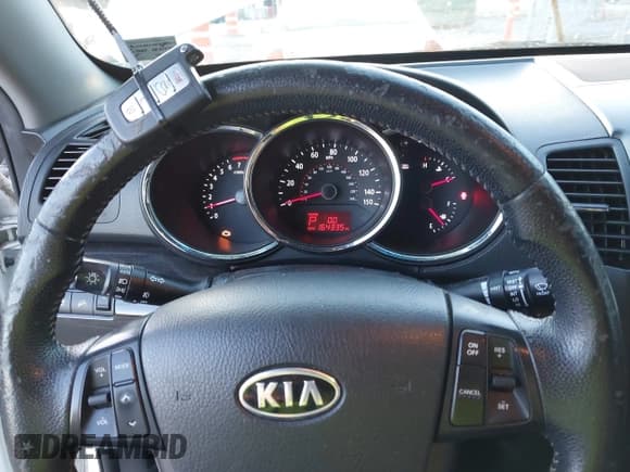 ✅ 2013 Kia Sorento EX • VIN: 5XYKU4A61DG335761 • Lot: 43768425. Listed on IAAI with 164,335 mi. Free auction sales archive from the USA and detailed vehicle history report at DreamBid. Image 7.