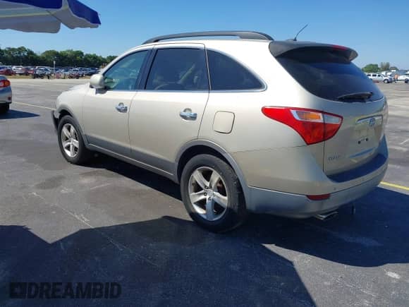2008 Hyundai Veracruz GLS с VIN KM8NU73C88U041467, выставлен на аукционе IAAI как лот 41784049 с пробегом 104 896 миль миль и . История ставок и продаж доступна на DreamBid. Изображение 3.