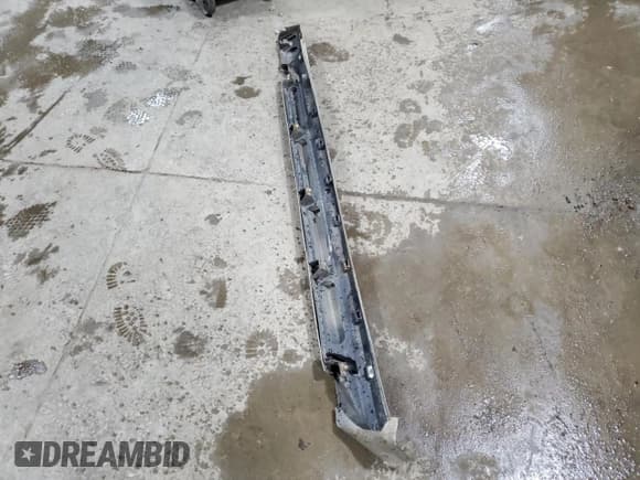 ✅ 2022 Ford Maverick XLT • VIN: 3FTTW8F92NRB02973 • Lot: 92081495. Wystawiony na Copart z przebiegiem 64 222 mil. Bezpłatny archiwum sprzedaży aukcyjnych z USA i szczegółowy raport historii pojazdu na DreamBid. Zdjęcie 12.