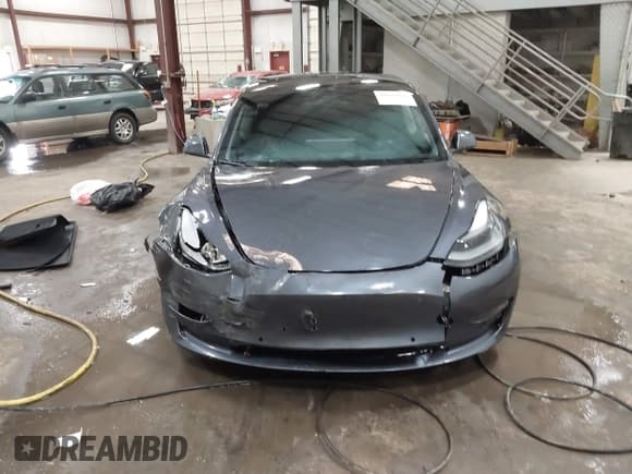 ✅ 2021 Tesla Model 3 Performance • VIN: 5YJ3E1EC3MF044802 • Lot: 41891096. Wystawiony na IAAI z przebiegiem 56 001 mil. Bezpłatny archiwum sprzedaży aukcyjnych z USA i szczegółowy raport historii pojazdu na DreamBid. Zdjęcie 12.