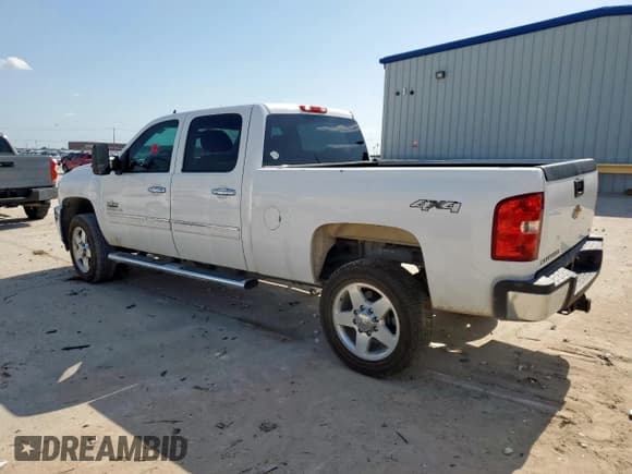 ✅ 2014 Chevrolet Silverado 2500HD LT • VIN: 1GC1KXCG3EF115292 • Лот: 59983045. Опубликован ранее на Copart с пробегом Не указан. Бесплатный доступ к архиву аукционных продаж из США и подробный отчёт об истории автомобиля на DreamBid. Изображение 2.