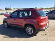 ✅ 2015 Volkswagen Tiguan S • VIN: WVGAV7AX6FW015968 • Lot: 90939515. Wystawiony na Copart z przebiegiem 128 219 mil. Bezpłatny archiwum sprzedaży aukcyjnych z USA i szczegółowy raport historii pojazdu na DreamBid. Zdjęcie 2.