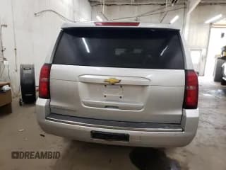 ✅ 2015 Chevrolet Suburban LTZ • VIN: 1GNSKKKC8FR285516 • Lot: 75320814. Wystawiony na Copart z przebiegiem 173 026 mil. Bezpłatny archiwum sprzedaży aukcyjnych z USA i szczegółowy raport historii pojazdu na DreamBid. Zdjęcie 6.