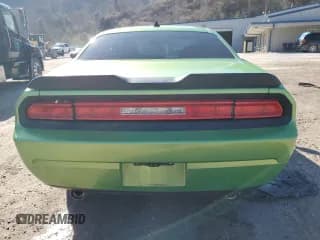 ✅ 2010 Dodge Challenger SE • VIN: 2B3CJ4DV7AH235419 • Lot: 44607485. Wystawiony na Copart z przebiegiem 179 938 mil. Bezpłatny archiwum sprzedaży aukcyjnych z USA i szczegółowy raport historii pojazdu na DreamBid. Zdjęcie 6.