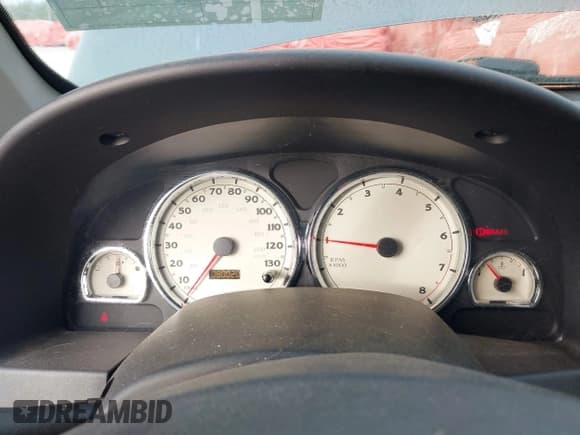 ✅ 2006 Saturn VUE • VIN: 5GZCZ33DX6S897763 • Lot: 42091466. Wystawiony na IAAI z przebiegiem 80 020 mil. Bezpłatny archiwum sprzedaży aukcyjnych z USA i szczegółowy raport historii pojazdu na DreamBid. Zdjęcie 7.