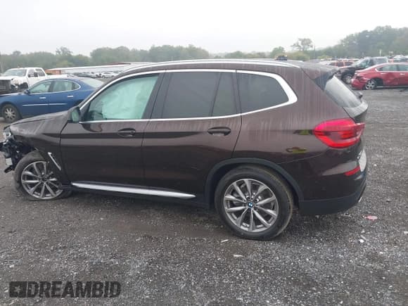 ✅ 2019 BMW X3 xDrive30i • VIN: 5UXTR9C57KLP80805 • Lot: 43278065. Listed on IAAI with Not provided. Free auction sales archive from the USA and detailed vehicle history report at DreamBid. Image 14.