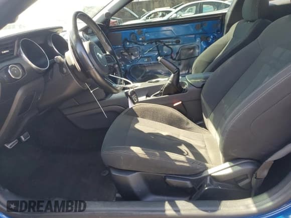 ✅ 2018 Ford Mustang EcoBoost • VIN: 1FA6P8TH6J5150470 • Lot: 85759775. Listed on Copart with 63,002 mi. Free auction sales archive from the USA and detailed vehicle history report at DreamBid. Image 7.