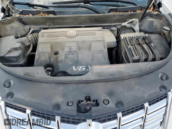 ✅ 2015 Cadillac SRX Performance Collection • VIN: 3GYFNCE39FS607266 • Lot: 90239145. Listed on Copart with 124,658 mi. Free auction sales archive from the USA and detailed vehicle history report at DreamBid. Image 11.