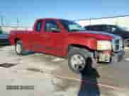 2006 Dodge Dakota SLT z VIN 1D7HE42N26S644803, wystawiony jako Copart lot #46077685 z przebiegiem 247 937 mil mil oraz Szkoda całkowita • Salvage title. Historia ofert i sprzedaży dostępna na DreamBid. Obrazek 4.