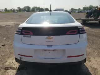 2015 Chevrolet Volt z VIN 1G1RB6E45FU131659, wystawiony jako Copart lot #60978743 z przebiegiem Nie podano mil oraz . Historia ofert i sprzedaży dostępna na DreamBid. Obrazek 6.