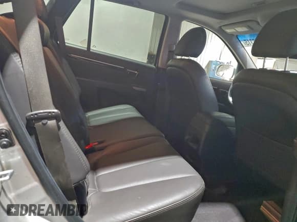 ✅ 2011 Hyundai Santa Fe Limited • VIN: 5XYZKDAG1BG056613 • Lot: 94442315. Listed on Copart with 154,259 mi. Free auction sales archive from the USA and detailed vehicle history report at DreamBid. Image 11.