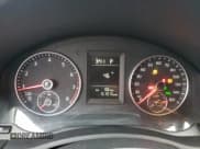 ✅ 2010 Volkswagen Jetta SE • VIN: 3VWRZ7AJ6AM045131 • Lot: 93412405. Listed on Copart with 151,915 mi. Free auction sales archive from the USA and detailed vehicle history report at DreamBid. Image 9.