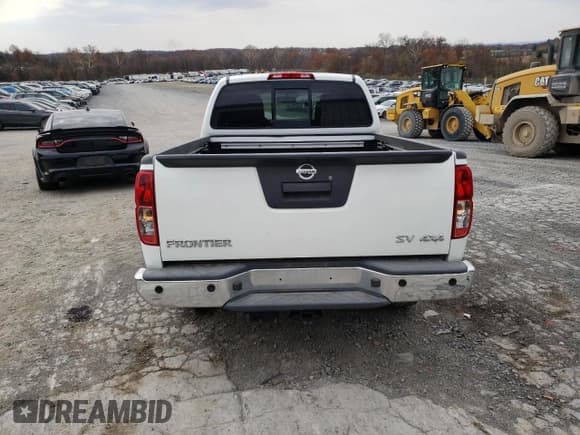 ✅ 2018 Nissan Frontier SV • VIN: 1N6AD0FV3JN771985 • Lot: 91809985. Listed on Copart with 60,904 mi. Free auction sales archive from the USA and detailed vehicle history report at DreamBid. Image 6.