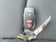 ✅ 2024 Toyota Tacoma SR • VIN: 3TYJDAHN4RT001343 • Лот: 41275362. Опубликован ранее на IAAI с пробегом 3 154 миль. Бесплатный доступ к архиву аукционных продаж из США и подробный отчёт об истории автомобиля на DreamBid. Изображение 11.