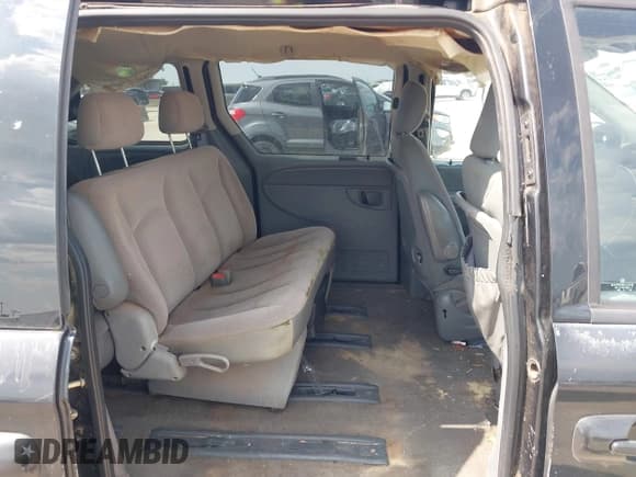 ✅ 2006 Chrysler Town & Country • VIN: 1A4GP45R16B746702 • Лот: 43223071. Опубликован ранее на IAAI с пробегом 204 189 миль. Бесплатный доступ к архиву аукционных продаж из США и подробный отчёт об истории автомобиля на DreamBid. Изображение 8.