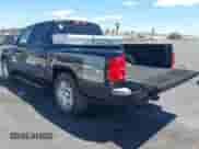 2006 Dodge Dakota SLT with VIN 1D7HE48J46S653796, listed as a IAAI auction lot 42700403 with 130,082 mi miles and . Bid and sale history available at DreamBid. Image 3.