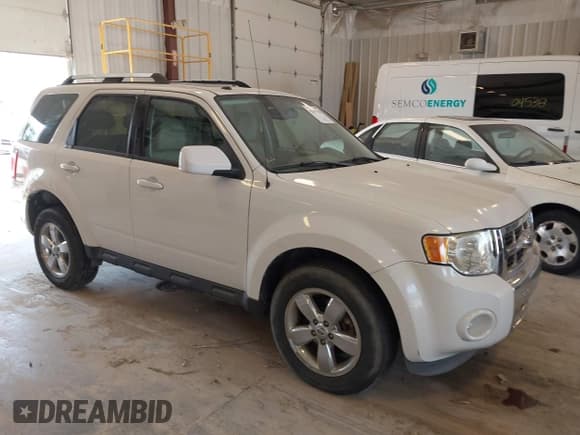 ✅ 2009 Ford Escape Limited • VIN: 1FMCU04729KA02595 • Lot: 42957550. Listed on IAAI with 156,567 mi. Free auction sales archive from the USA and detailed vehicle history report at DreamBid. Image 1.