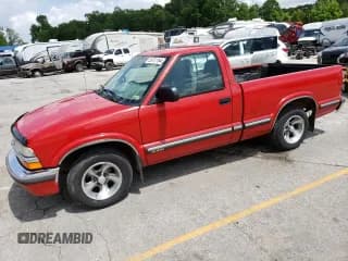 ✅ 1998 Chevrolet S-10 • VIN: 1GCCS14X7WK254161 • Lot: 55741164. Wystawiony na Copart z przebiegiem 91 705 mil. Bezpłatny archiwum sprzedaży aukcyjnych z USA i szczegółowy raport historii pojazdu na DreamBid. Zdjęcie 1.