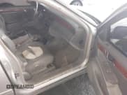 ✅ 2002 Cadillac DeVille • VIN: 1G6KD54YX2U263573 • Lot: 42972103. Wystawiony na IAAI z przebiegiem 145 564 mil. Bezpłatny archiwum sprzedaży aukcyjnych z USA i szczegółowy raport historii pojazdu na DreamBid. Zdjęcie 5.