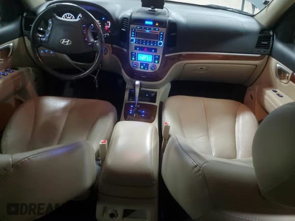 ✅ 2008 Hyundai Santa Fe SE • VIN: 5NMSH13E18H166974 • Lot: 78408314. Listed on Copart with 78,046 mi. Free auction sales archive from the USA and detailed vehicle history report at DreamBid. Image 8.