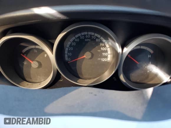 2008 Dodge Grand Caravan SE with VIN 1D8HN44H68B193607, listed as a Copart auction lot 67494425 with Not provided miles and Salvage title. Bid and sale history available at DreamBid. Image 9.