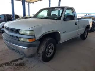 2000 Chevrolet Silverado 1500 with VIN 1GCEK14V9YE307872, listed as a Copart auction lot 66393155 with 174,076 mi miles and Clean title. Bid and sale history available at DreamBid. Image 1.