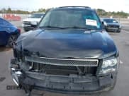 ✅ 2013 Chevrolet Tahoe LT • VIN: 1GNSCBE01DR281366 • Lot: 38195395. Wystawiony na IAAI z przebiegiem 135 322 mil. Bezpłatny archiwum sprzedaży aukcyjnych z USA i szczegółowy raport historii pojazdu na DreamBid. Zdjęcie 13.