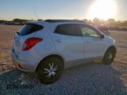 ✅ 2016 Buick Encore Premium • VIN: KL4CJHSB9GB699984 • Lot: 91190205. Wystawiony na Copart z przebiegiem 49 531 mil. Bezpłatny archiwum sprzedaży aukcyjnych z USA i szczegółowy raport historii pojazdu na DreamBid. Zdjęcie 3.