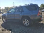 ✅ 2005 Toyota 4Runner SR5 • VIN: JTEBU14R158049062 • Лот: 86851365. Опубликован ранее на Copart с пробегом 305 378 миль. Бесплатный доступ к архиву аукционных продаж из США и подробный отчёт об истории автомобиля на DreamBid. Изображение 2.