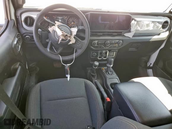 ✅ 2024 Jeep Wrangler Sport S • VIN: 1C4PJXDN0RW300836 • Lot: 58348255. Listed on Copart with 16,171 mi. Free auction sales archive from the USA and detailed vehicle history report at DreamBid. Image 8.