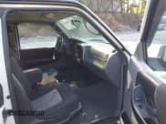 ✅ 2010 Ford Ranger XLT • VIN: 1FTKR4EE4APA65405 • Лот: 42849165. Опубликован ранее на IAAI с пробегом Не указан. Бесплатный доступ к архиву аукционных продаж из США и подробный отчёт об истории автомобиля на DreamBid. Изображение 5.