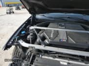 ✅ 2024 BMW X3 M • VIN: 5YM13EC07R9U76489 • Lot: 69229495. Wystawiony na Copart z przebiegiem 22 520 mil. Bezpłatny archiwum sprzedaży aukcyjnych z USA i szczegółowy raport historii pojazdu na DreamBid. Zdjęcie 17.