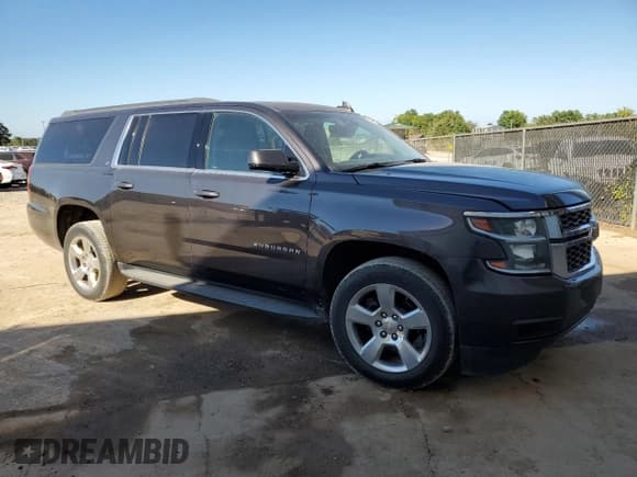 ✅ 2017 Chevrolet Suburban LT • VIN: 1GNSCHKC6HR288711 • Lot: 75030404. Wystawiony na Copart z przebiegiem 134 065 mil. Bezpłatny archiwum sprzedaży aukcyjnych z USA i szczegółowy raport historii pojazdu na DreamBid. Zdjęcie 4.