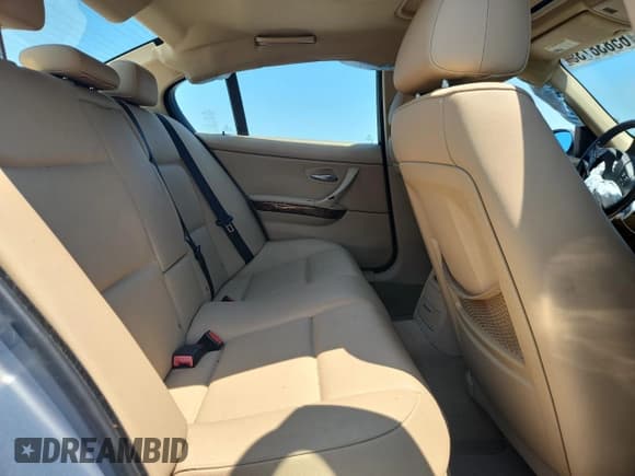 ✅ 2008 BMW 3 Series 328xi • VIN: WBAVC73538KX92039 • Лот: 65838735. Опубликован ранее на Copart с пробегом 112 733 миль. Бесплатный доступ к архиву аукционных продаж из США и подробный отчёт об истории автомобиля на DreamBid. Изображение 10.