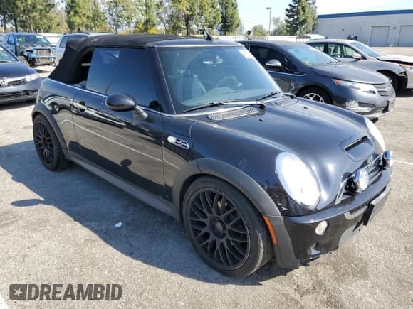 ✅ 2008 MINI Convertible S • VIN: WMWRH33508TL97385 • Lot: 45588455. Listed on Copart with 79,434 mi. Free auction sales archive from the USA and detailed vehicle history report at DreamBid. Image 4.