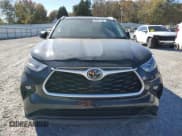 ✅ 2020 Toyota Highlander XLE • VIN: 5TDGZRAH2LS015694 • Lot: 92057195. Listed on Copart with 65,697 mi. Free auction sales archive from the USA and detailed vehicle history report at DreamBid. Image 5.