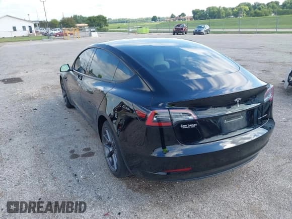 ✅ 2023 Tesla Model 3 Long Range • VIN: 5YJ3E1EB2PF616468 • Lot: 43011219. Wystawiony na IAAI z przebiegiem 48 252 mil. Bezpłatny archiwum sprzedaży aukcyjnych z USA i szczegółowy raport historii pojazdu na DreamBid. Zdjęcie 3.