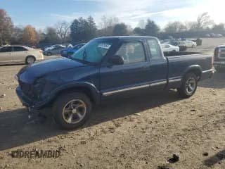 ✅ 2001 Chevrolet S-10 • VIN: 1GCCS195218112085 • Лот: 82673454. Опубликован ранее на Copart с пробегом 95 231 миль. Бесплатный доступ к архиву аукционных продаж из США и подробный отчёт об истории автомобиля на DreamBid. Изображение 1.