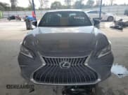 ✅ 2022 Lexus ES 350 • VIN: 58ADZ1B13NU119300 • Лот: 80743275. Опубликован ранее на Copart с пробегом 49 172 миль. Бесплатный доступ к архиву аукционных продаж из США и подробный отчёт об истории автомобиля на DreamBid. Изображение 5.
