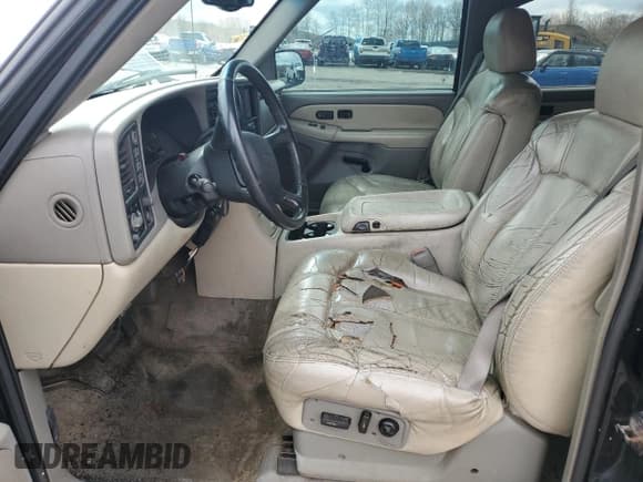 ✅ 2002 GMC Yukon XL SLT • VIN: 3GKFK16Z92G180260 • Лот: 51311895. Опубликован ранее на Copart с пробегом 208 622 миль. Бесплатный доступ к архиву аукционных продаж из США и подробный отчёт об истории автомобиля на DreamBid. Изображение 7.