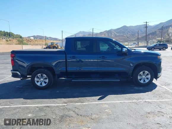2019 Chevrolet Silverado 1500 LT with VIN 3GCPWCED5KG154759, listed as a IAAI auction lot 43358853 with 80,389 mi miles and . Bid and sale history available at DreamBid. Image 13.