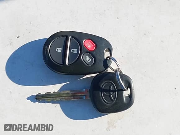 2005 Toyota Sienna LE z VIN 5TDZA23C55S326516, wystawiony jako IAAI lot #43476821 z przebiegiem 117 254 mil mil oraz . Historia ofert i sprzedaży dostępna na DreamBid. Obrazek 11.